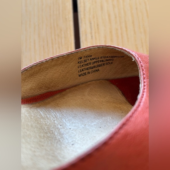 FRYE, the Kelsey ankle strap heels! - Picture 9 of 11